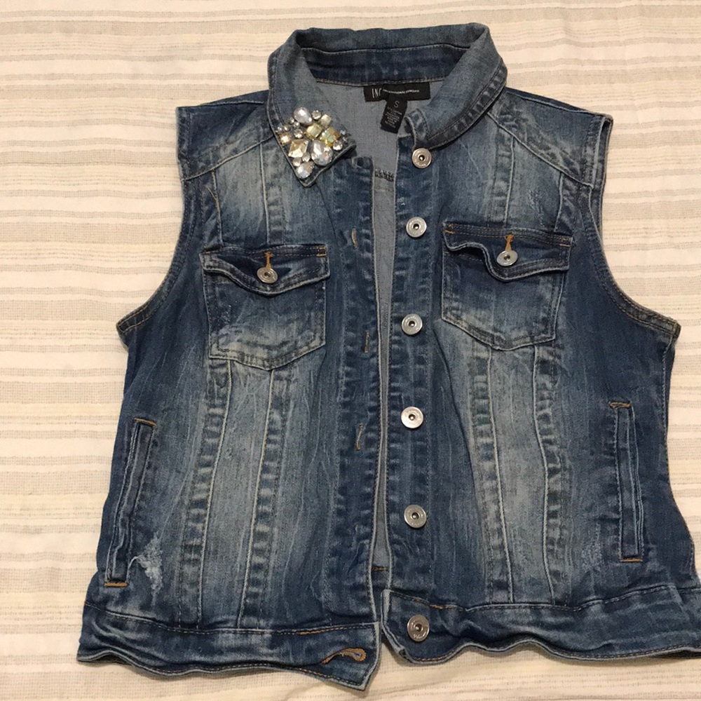 I.N.C Jean Vest size small